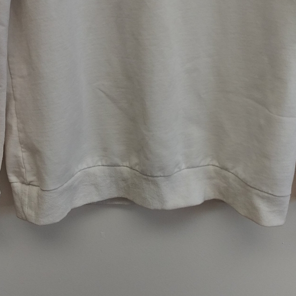 White "Friends" Crewneck Sweatshirt - Picture 4 of 10